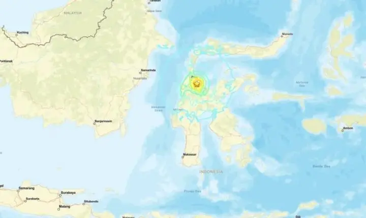 Terremoto de magnitude 7,7 atinge ilha na Indonésia e deixa ao menos 53 mortos e 135 feridos