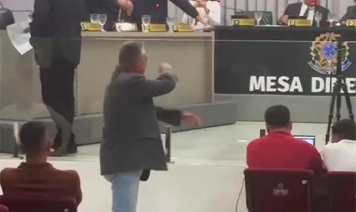 Tumulto e xingamentos marcam sessão da Câmara de Monte Santo